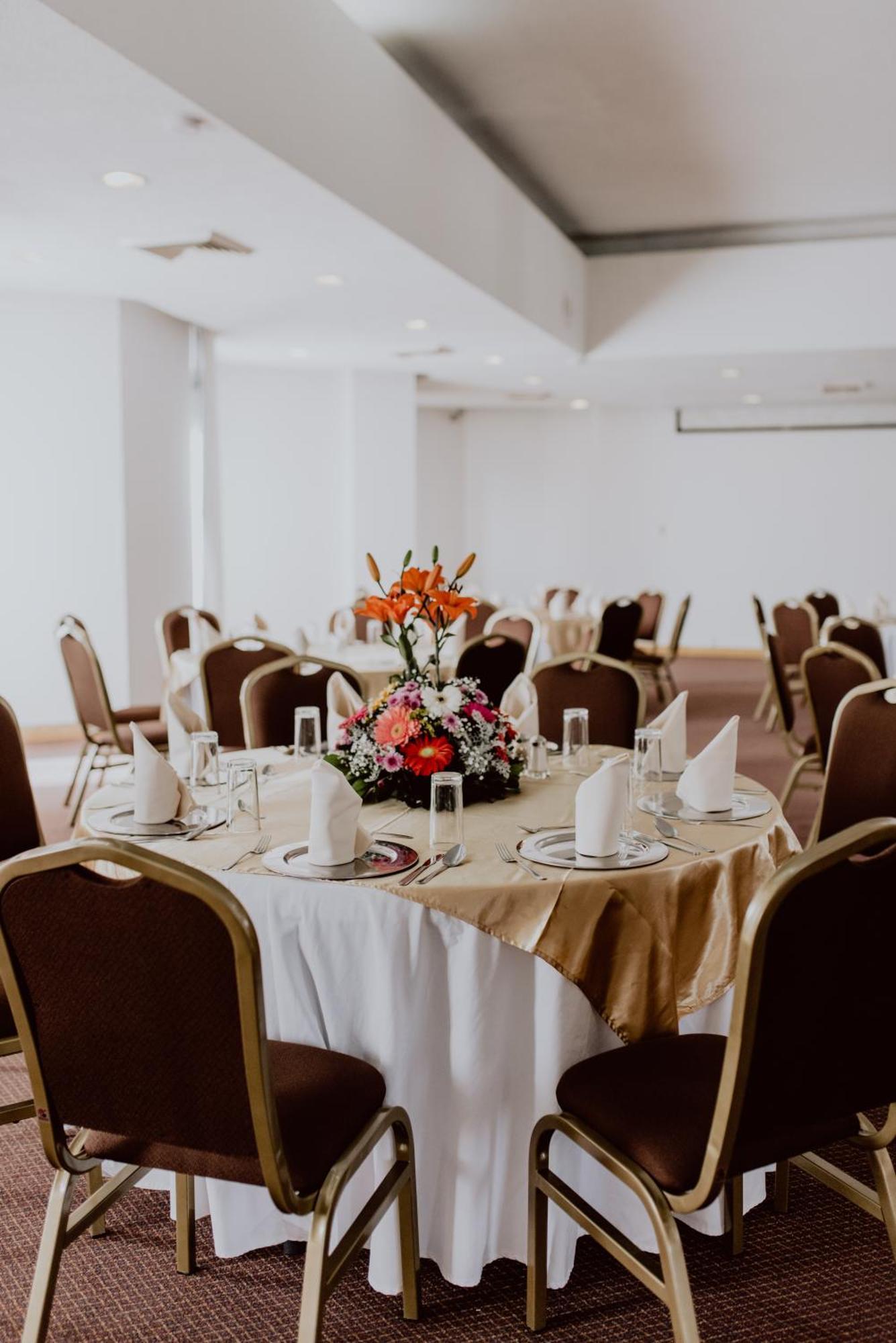 גואדלחארה Hotel Laffayette Ejecutivo מראה חיצוני תמונה