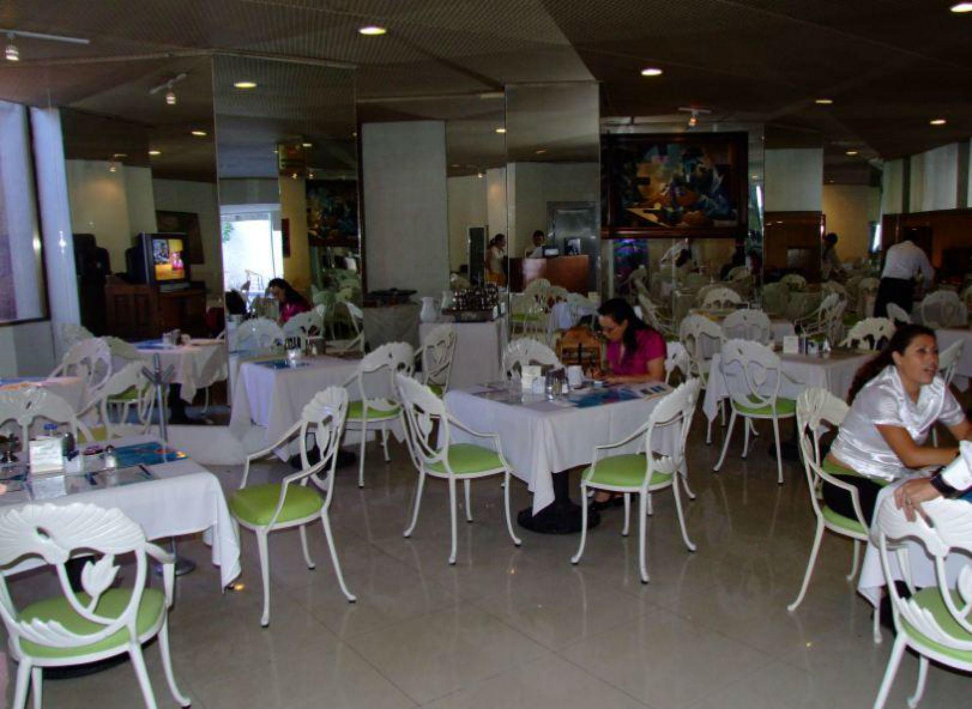 גואדלחארה Hotel Laffayette Ejecutivo מראה חיצוני תמונה
